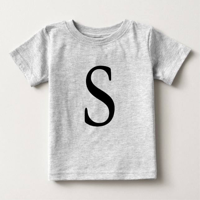 Letter S monogrammed black initial t shirt (Front)