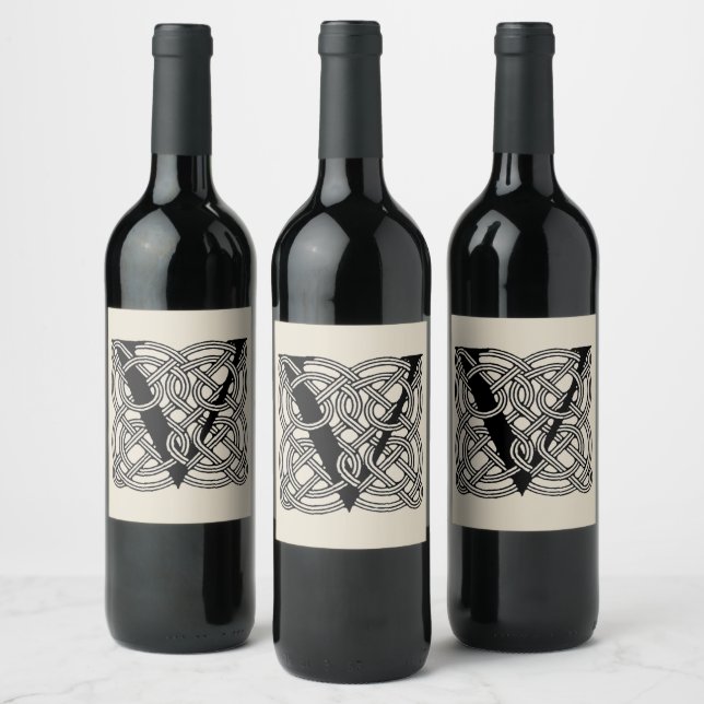 Letter V Vintage Celtic Knot Monogram Wine Label (Bottles)