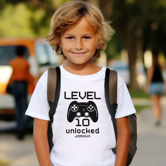 Level 10 Unlocked 10th Birthday Gift T-Shirt (Creator Uploaded)
