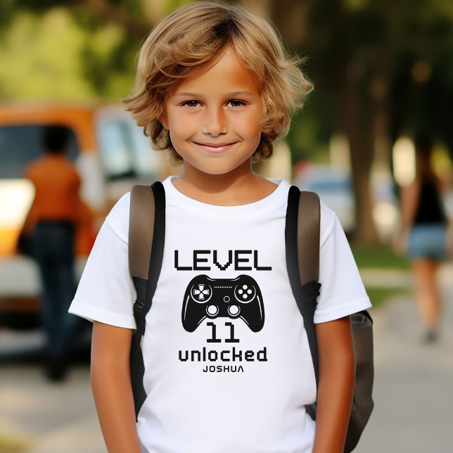 Level 11 Unlocked 11th Birthday Gift T-Shirt (Creator Uploaded)