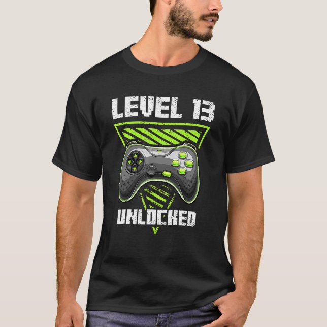 Level 13 Unlocked Retro Video Game 13th Birthday G T-Shirt (Front)