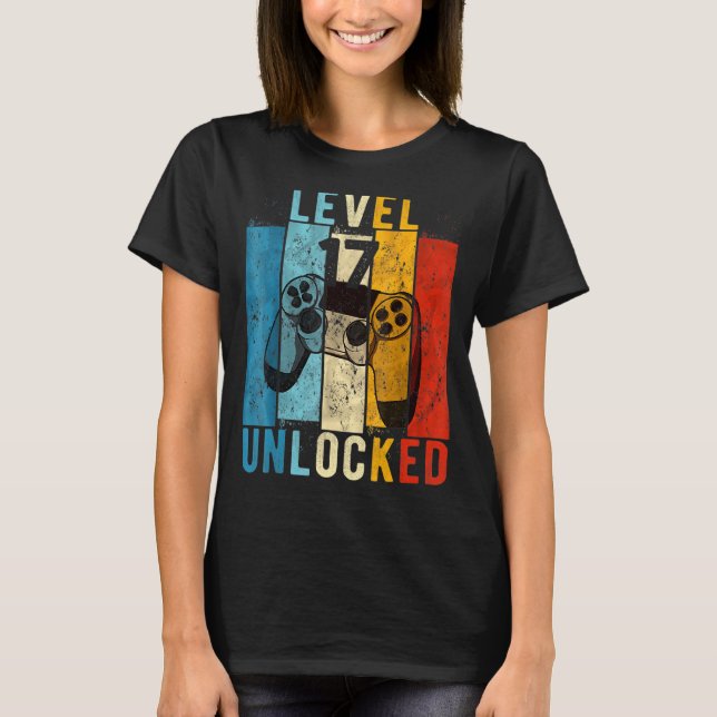 Level 17 Unlocked Video Gamer 17 Year Old 17th Bir T-Shirt (Front)