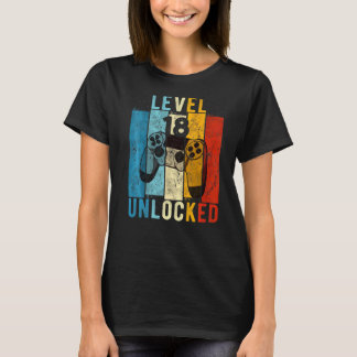 Level 18 Unlocked Video Gamer 18 Year Old 18th Bir T-Shirt