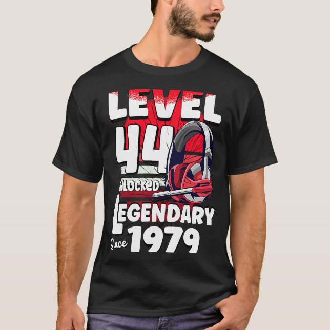 Level 44 years old Unlocked Since 1979 44th Gamer  T-Shirt (Front)