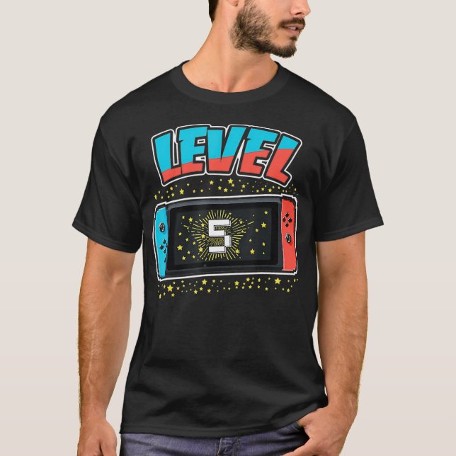 Level 5 Birthday  Boy 5 Years Old Video Games Gift T-Shirt (Front)