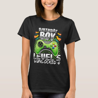 Level 5 Unlocked Video Game 5th Birthday Gamer Gif T-Shirt