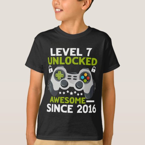 Level 7 Unlocked Cute 2016 Video Game 7th Birthday T_Shirt