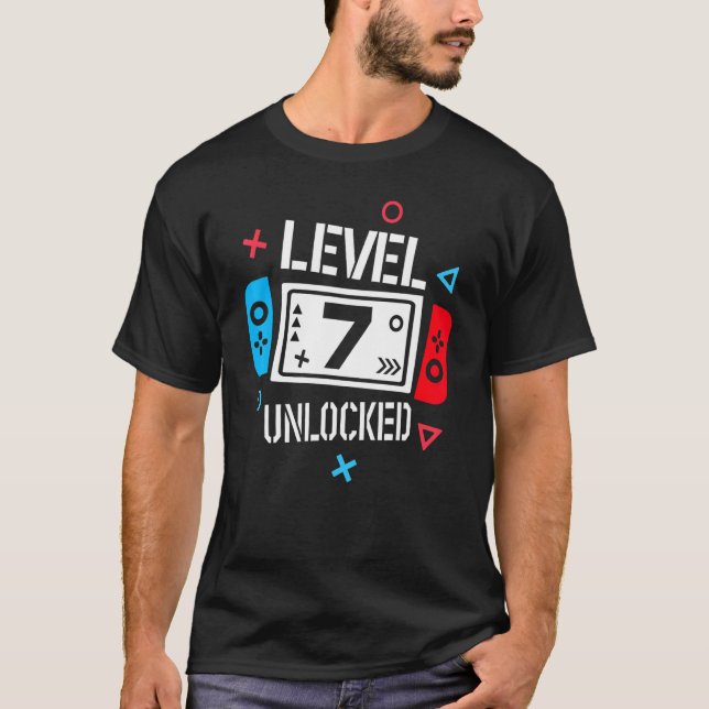 Level 7 Unlocked  Video Gamer 7th Birthday Boy Gir T-Shirt (Front)