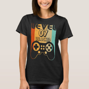 Level 7 Unlocked Video Gamer 7th Birthday T-Shirt