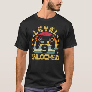 Level 9 Unlocked Gaming Vintage 9th Birthday T-Shirt
