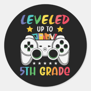 Leveled Up To 5th Grade Back to School Video Gamer Classic Round Sticker
