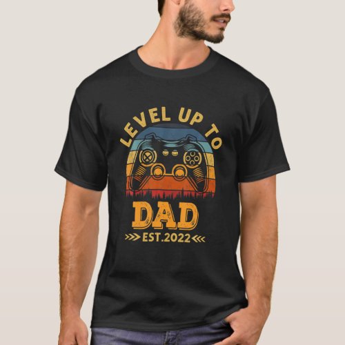 Leveled Up To Dad 2022  Promoted To Dad EST 2022 T_Shirt