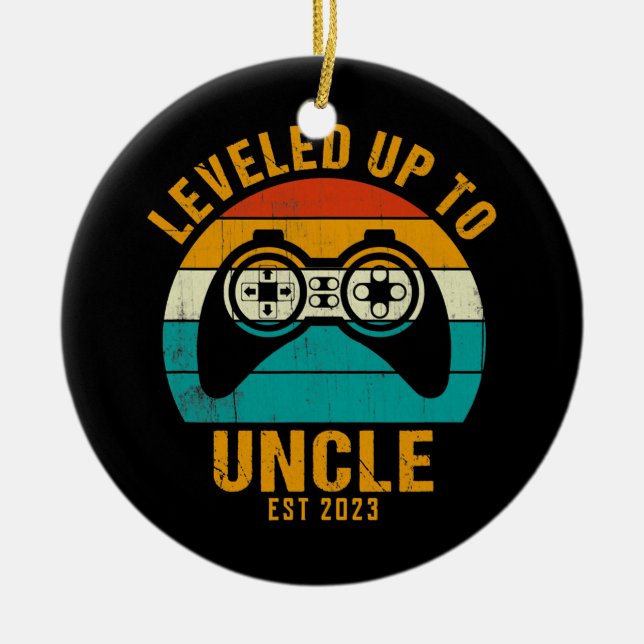 Leveled Up To Uncle 2023 Funny Soon To Be Uncle Ceramic Ornament (Front)