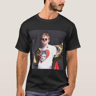 Lewis Capaldi with Noel T-Shirt