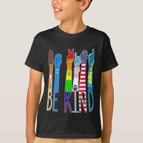 LGBT Be Kind Hand Sign Gay Pride LGBT Flag  T_Shirt
