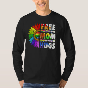 LGBTQ Frees Mom Hugs Gay Pride LGBTQ Rainbow Mothe T-Shirt