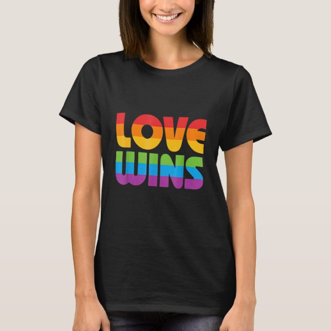 Lgbtq Love Wins Gay Pride Lgbt Rainbow Flag Retro  T-Shirt (Front)