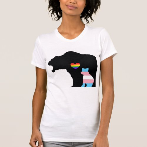 LGBTQUIA Bear protecting the Trans bear T_Shirt