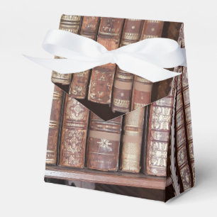 Library Books on a Shelf Favor Boxes