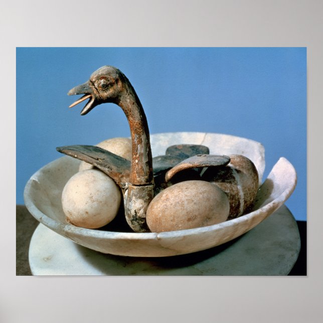 Lid of an alabaster jar decorated with a bird poster (Front)