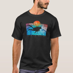 Life Is Diving Scuba Diver Snorkeling Retro Vintag T-Shirt