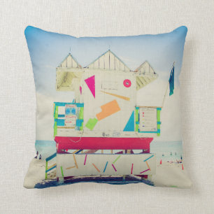 Lifeguard Tower   South Beach, Miami Throw Pillow
