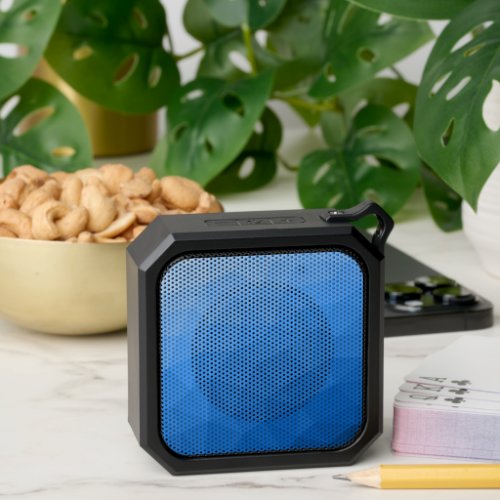 Ligh blue gradient geometric mesh pattern Triangle Bluetooth Speaker