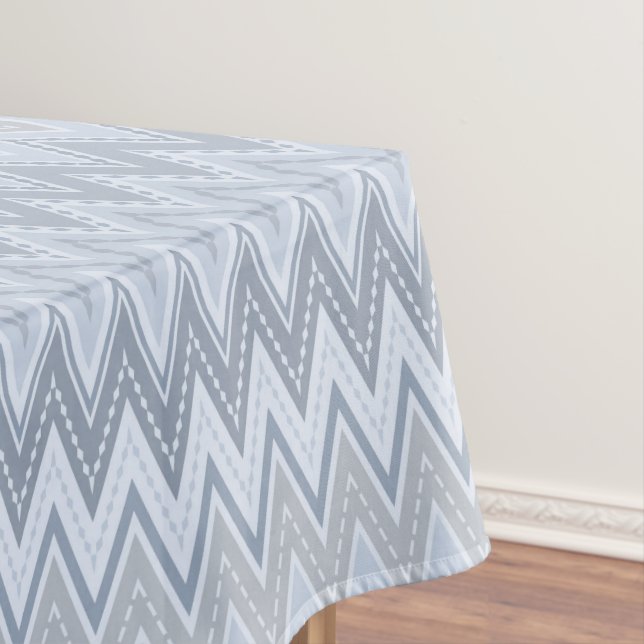Light blue zigzag tablecloth (In Situ)