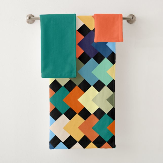 Light Colored Diamonds Bath Towel Set (Insitu)