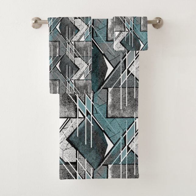 Light gray geometric print. bath towel set (Insitu)