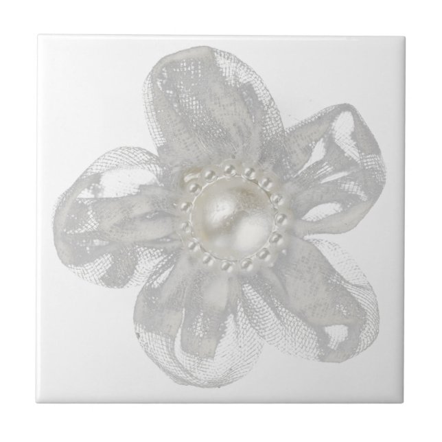 Light gray tulle flower tile (Front)