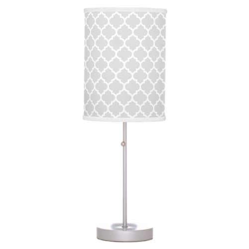 Light Gray White Moroccan Quatrefoil Pattern 5 Table Lamp