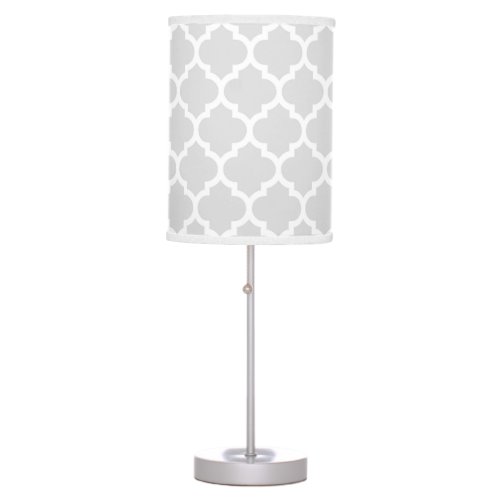 Light Gray White Moroccan Quatrefoil Pattern 5 Table Lamp