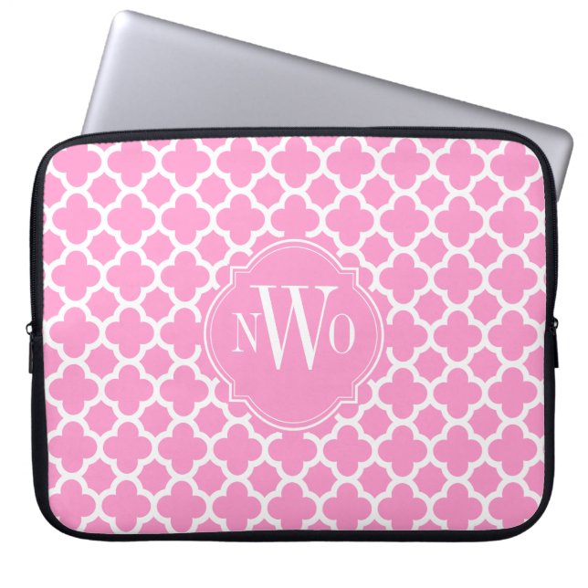 Light Pink and White Quatrefoil Pattern Monogram Laptop Sleeve (Front)