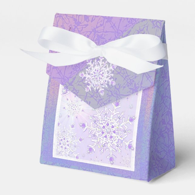 light purple snowflake & glittering heart favor boxes (Front Side)