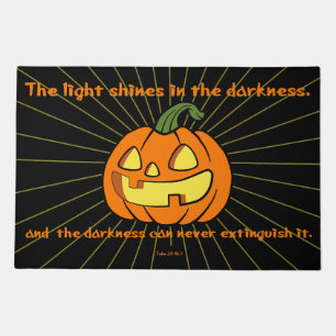 Light shines in the darkness Jack-o-lantern Doormat