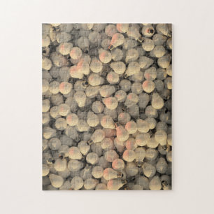 Lightbulb gray white impossible challenging patter jigsaw puzzle