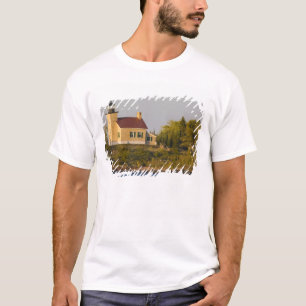 Lighthouse on Lake Superior near Copper Harbor T-Shirt