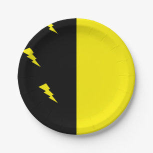 Lightning bolts pattern paper plates