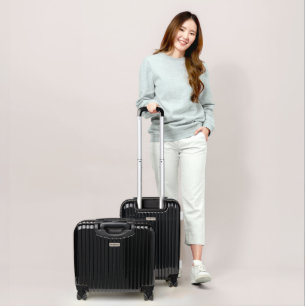 Lightweight hard shell pilot case in custom color luggage