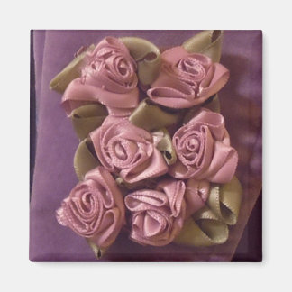 Lilac Ribbon Roses and leaves square magnet