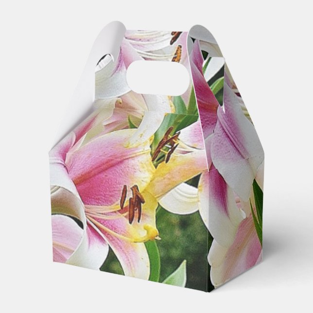 Lilies Favor Box (Front Side)
