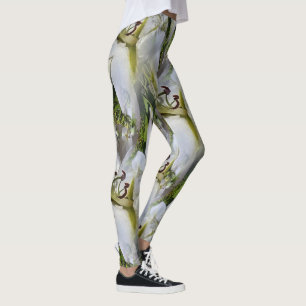 Lilies loving....... leggings
