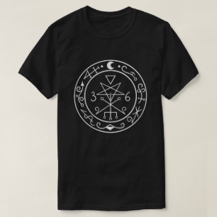 Lilith sigil. Dark moon Goddess seal T-Shirt