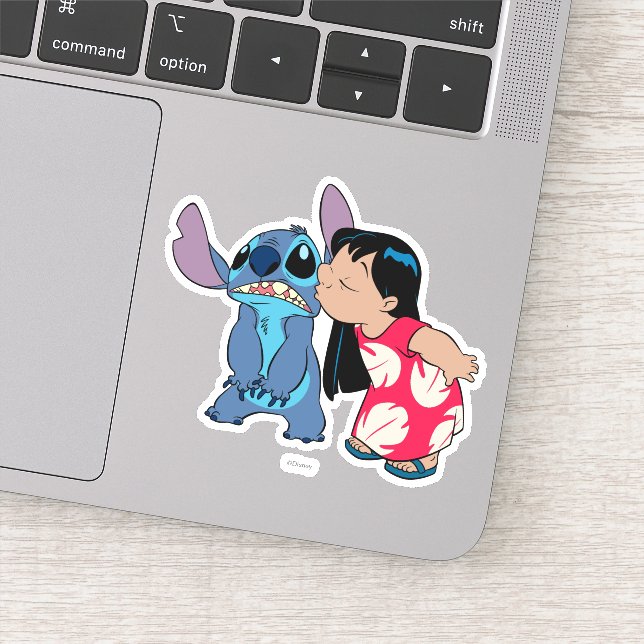 Lilo kisses Stitch Sticker (Detail)
