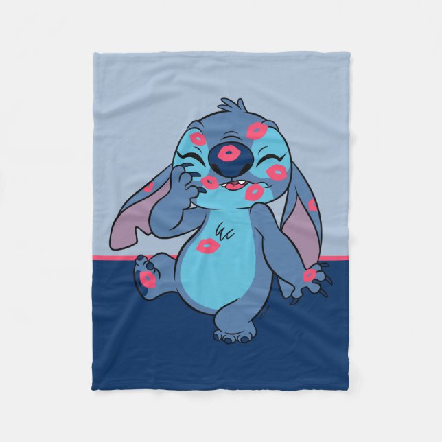 Lilo & Stitch | Stitch Covered in Kisses Fleece Blanket (Front)