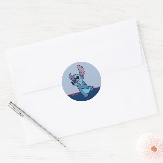 Lilo & Stitch | Stitch Valentine Kisses Classic Round Sticker (Envelope)
