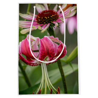 Lily  medium gift bag