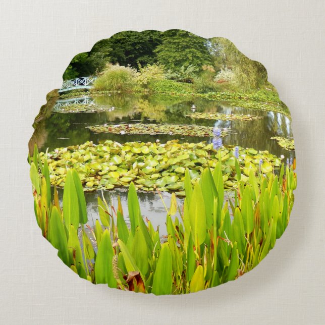 Lily Pond Round Cushion (Front)