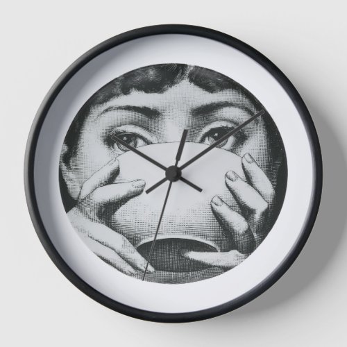 lina cavalieri clock